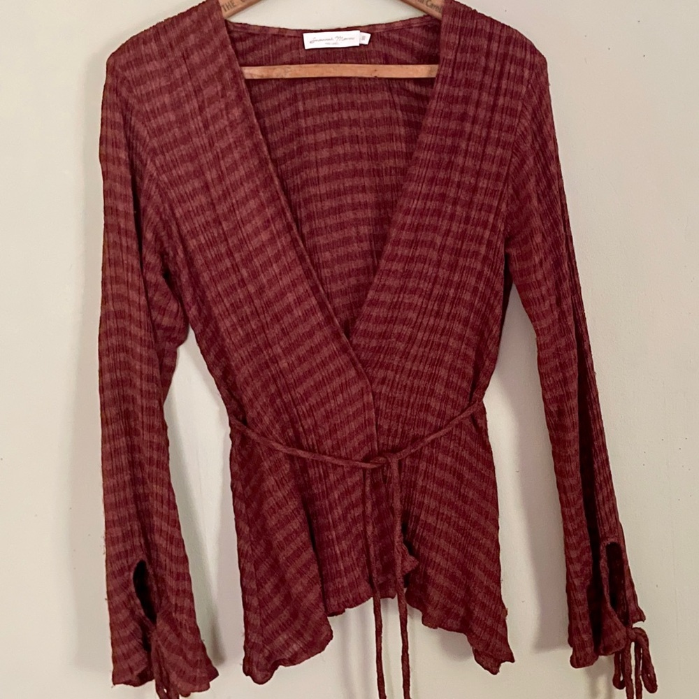 Savannah Morrow | Nadia Tie-Front Wrap Top w/Bell-Shaped Tie Sleeves, XS-M ♥ EUC